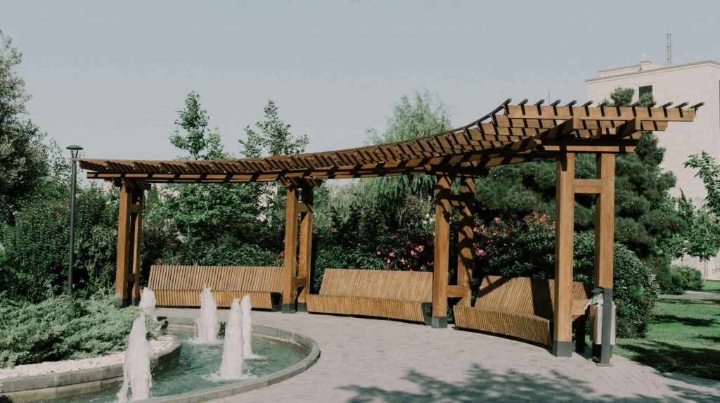 פרגולות במבוק